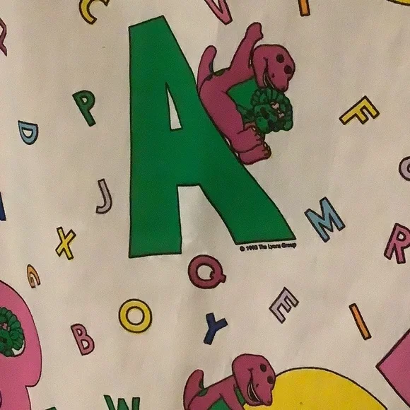 Vintage Barney ABC flat crib sheet - Picture 4 of 5